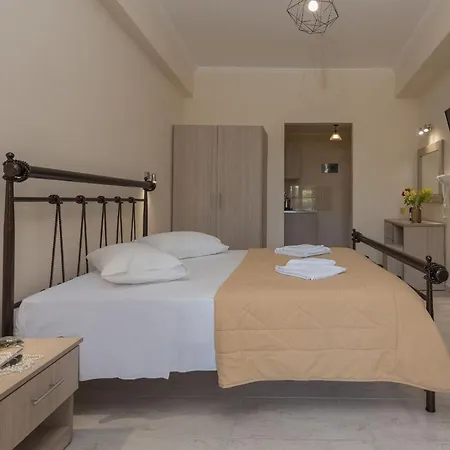 Costas - 450m From Center, By Zantewize