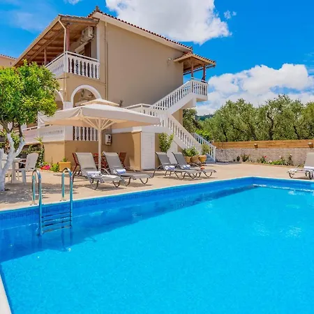 Guest house Costas Argassi