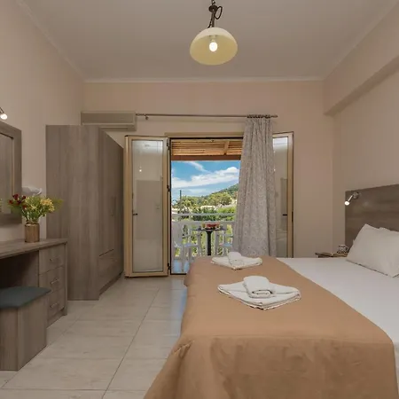 Costas Guest house *